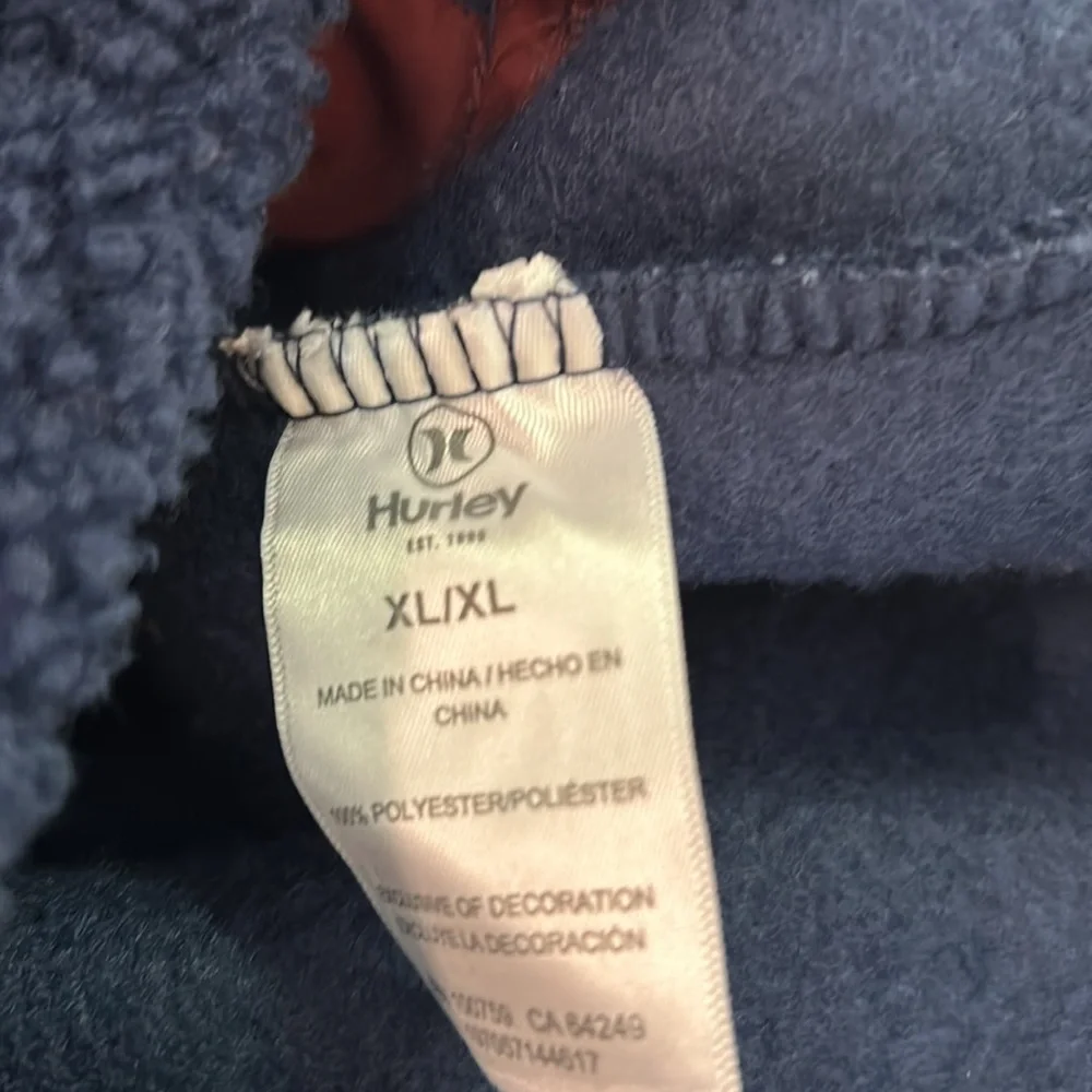 ⭐️Hurley Pullover - Picture 8 of 8